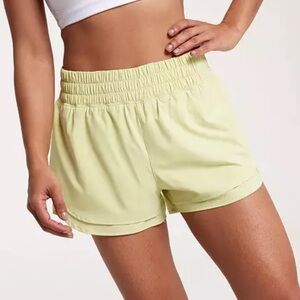 CALIA Step Up Short